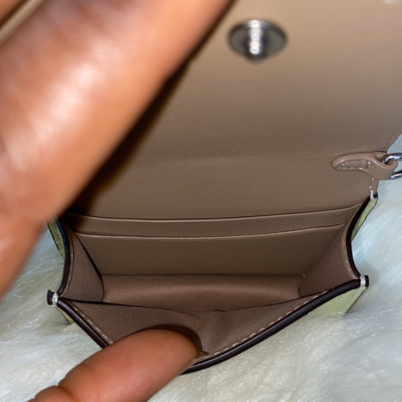 Mini Wallet On A Chain With Puffy Diamond Quilting - Picture 4 of 6